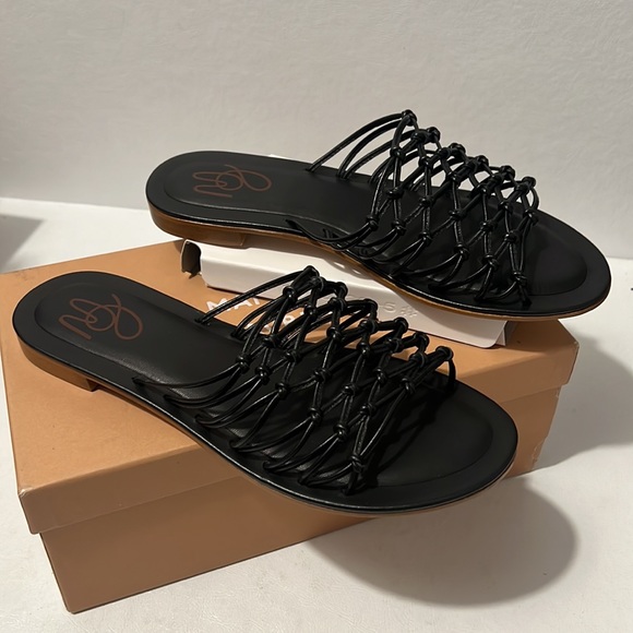 Mansur Gavriel Mignon Strappy Slide Sandals casual comfy summer vacation style